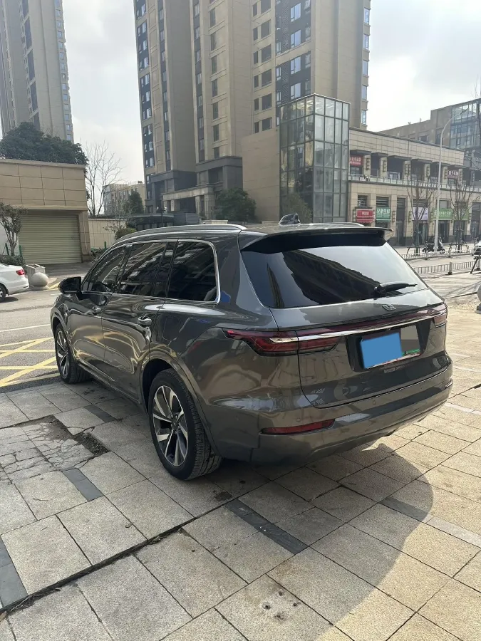 2021 Li ONE Range Extended 131HP REEV 40.5KWH,autocango,china used car exporter,china ev exporter,chinese used car exporter,chinese used ev exporter