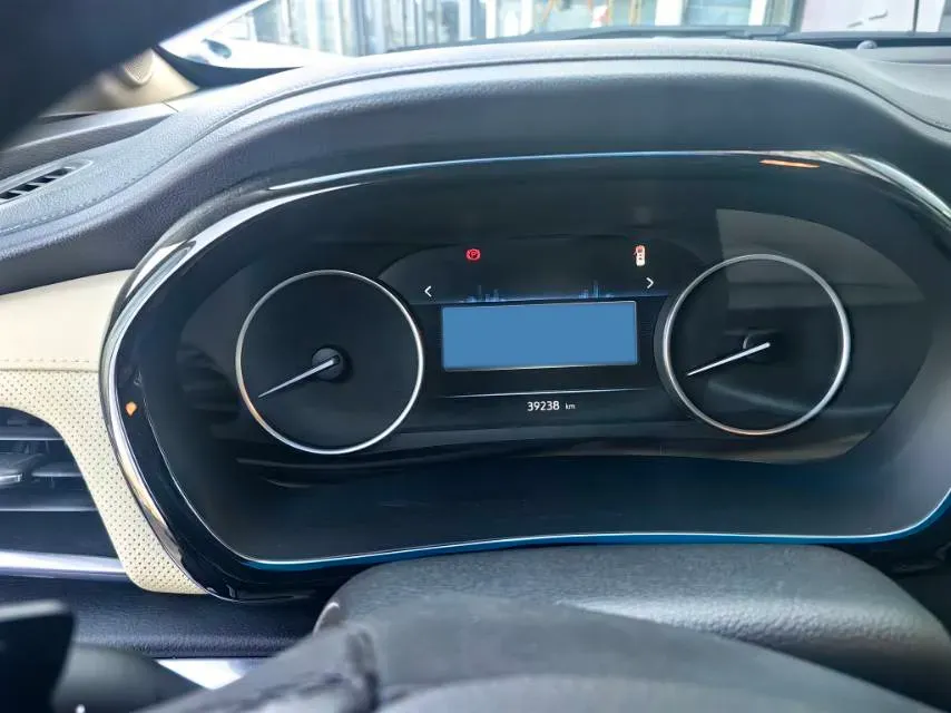 2023 Buick GL8 2.0T 237HP L4 9AT,autocango,china used car exporter,china ev exporter,chinese used car exporter,chinese used ev exporter