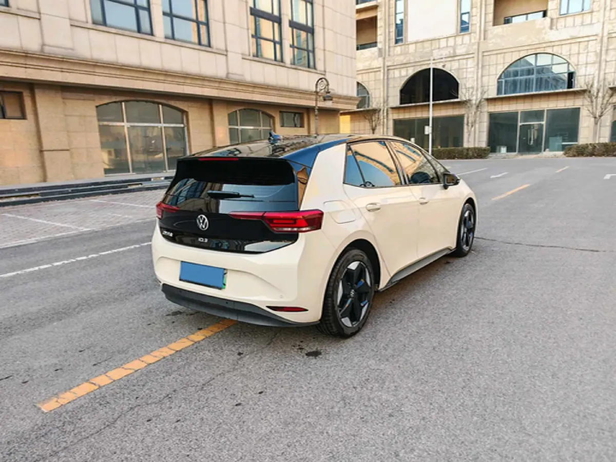2025 Volkswagen ID.3 BEV 53.6KWH,autocango,china used car exporter,china ev exporter,chinese used car exporter,chinese used ev exporter