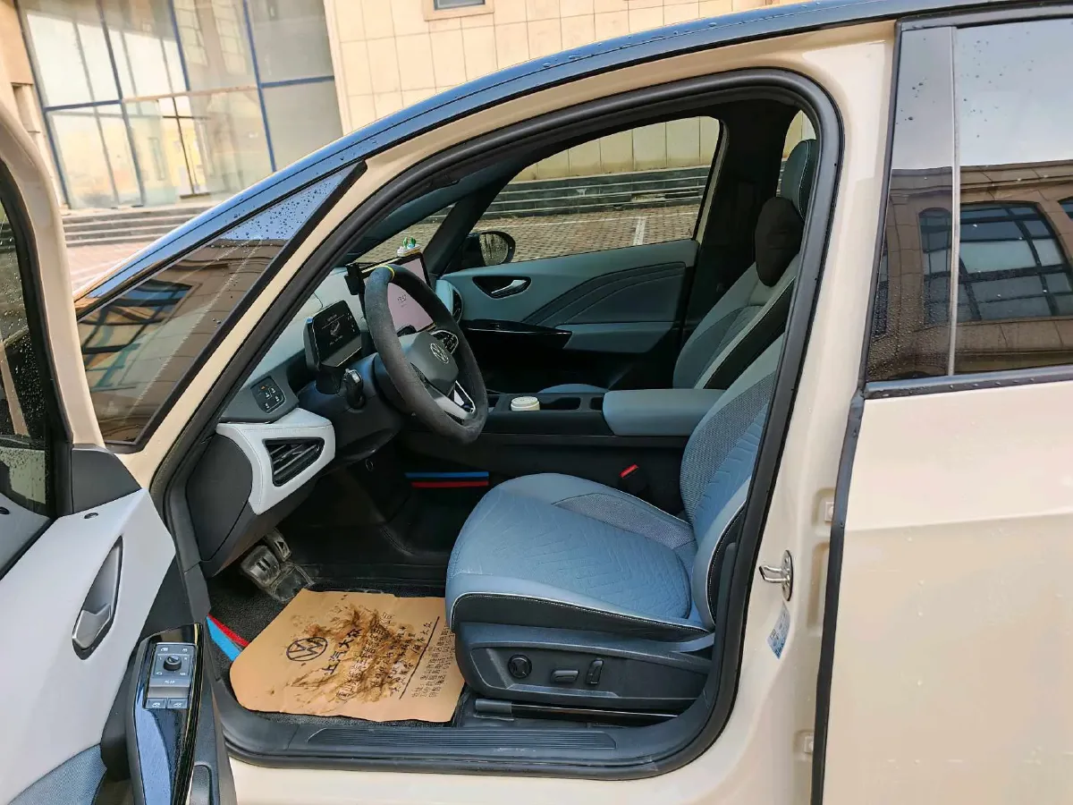 2025 Volkswagen ID.3 BEV 53.6KWH,autocango,china used car exporter,china ev exporter,chinese used car exporter,chinese used ev exporter