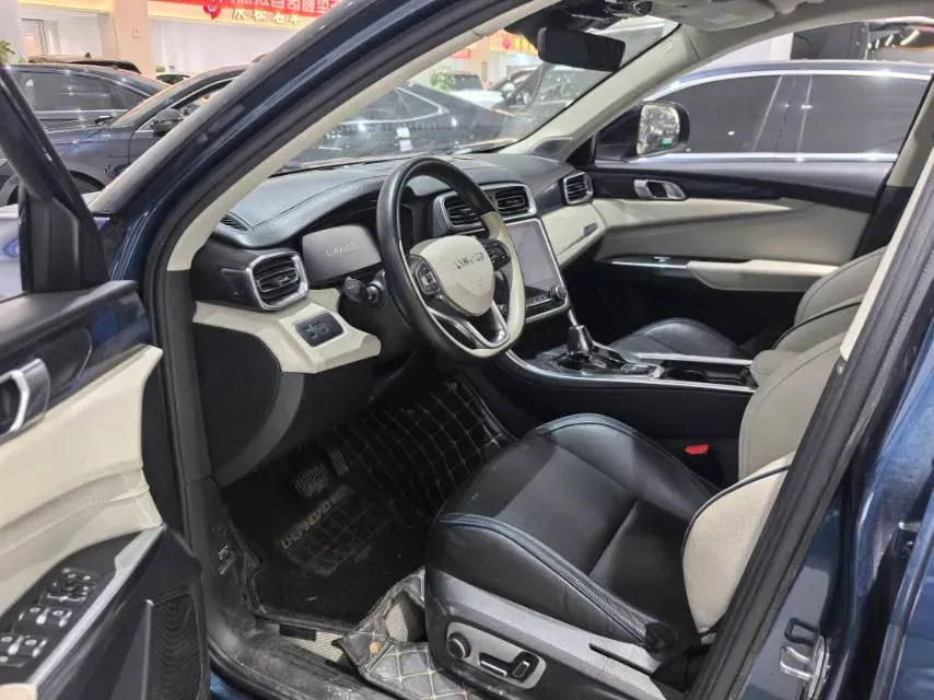 2019 LYNK&CO 01 2.0T 190HP L4 6AT,autocango,china used car exporter,china ev exporter,chinese used car exporter,chinese used ev exporter