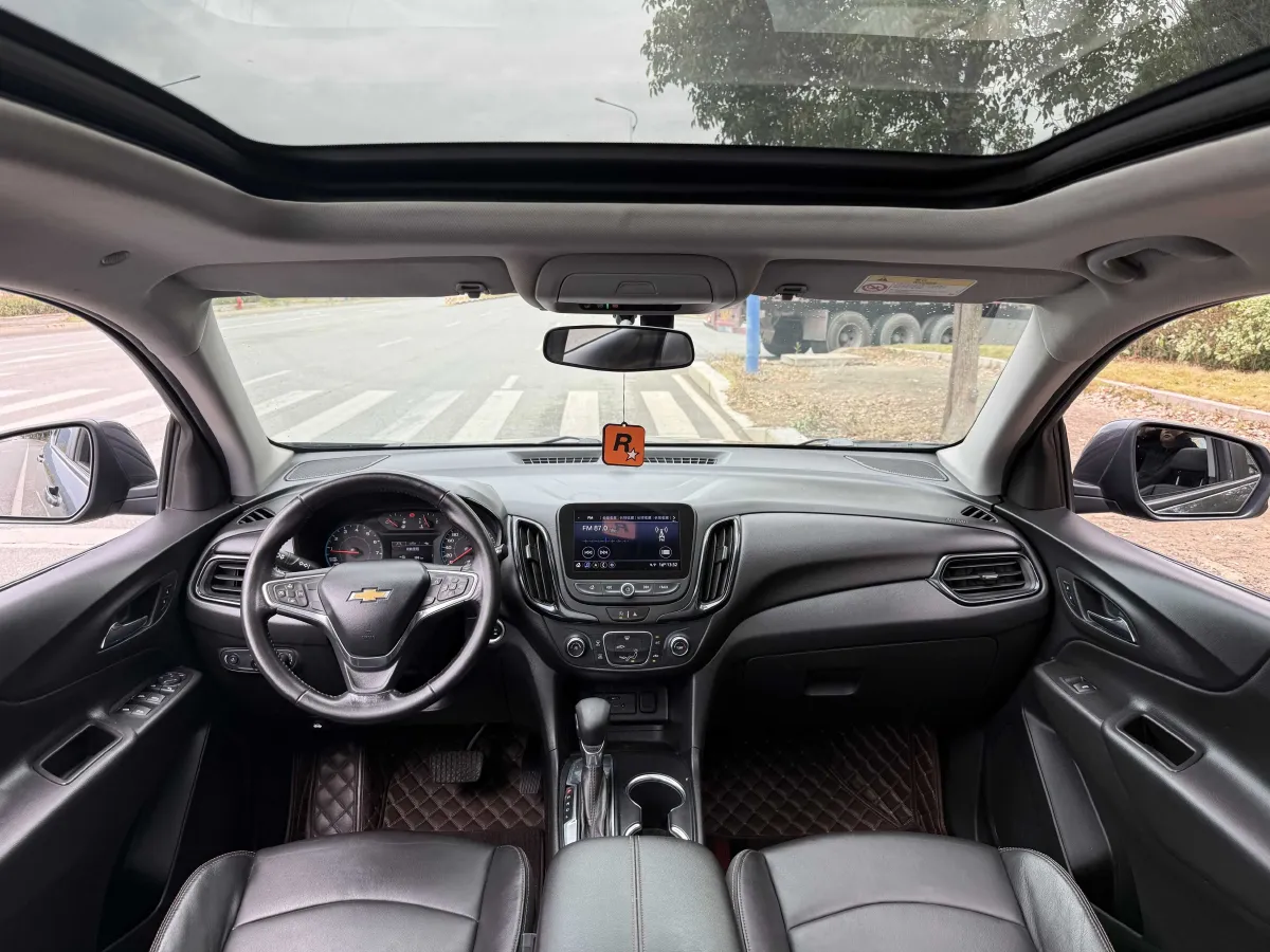 2021 Chevrolet Equinox 1.5T 169HP L4 6AT,autocango,china used car exporter,china ev exporter,chinese used car exporter,chinese used ev exporter