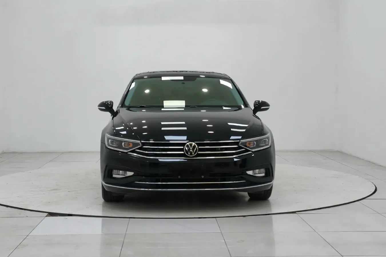 2020 Volkswagen Magotan 1.4T 150HP L4 7DCT,autocango,china used car exporter,china ev exporter,chinese used car exporter,chinese used ev exporter