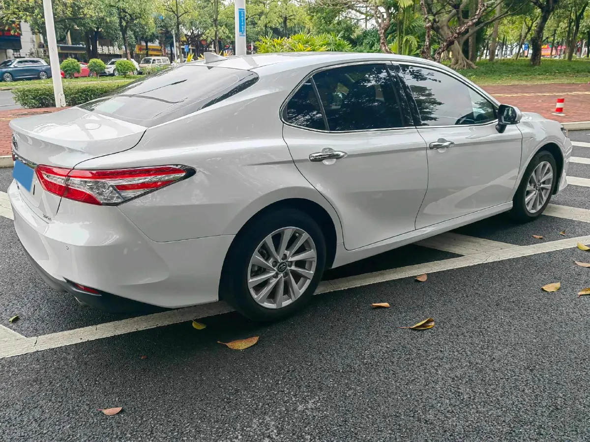 2023 Toyota Camry 2.0L 177HP L4 CVT,autocango,china used car exporter,china ev exporter,chinese used car exporter,chinese used ev exporter