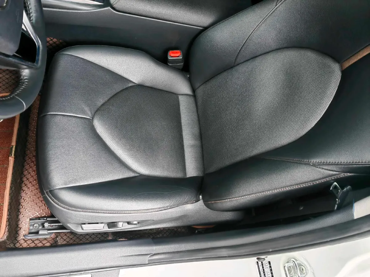 2023 Toyota Camry 2.0L 177HP L4 CVT,autocango,china used car exporter,china ev exporter,chinese used car exporter,chinese used ev exporter