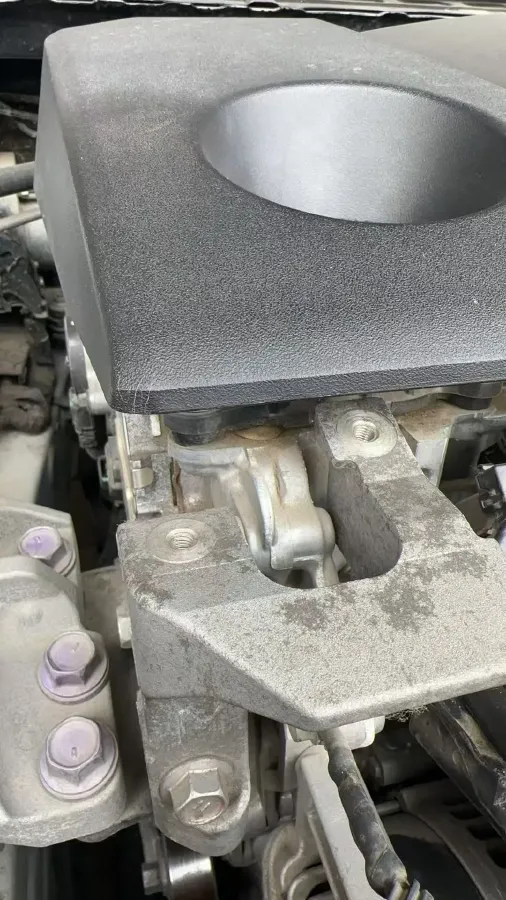 2023 Toyota Camry 2.0L 177HP L4 CVT,autocango,china used car exporter,china ev exporter,chinese used car exporter,chinese used ev exporter