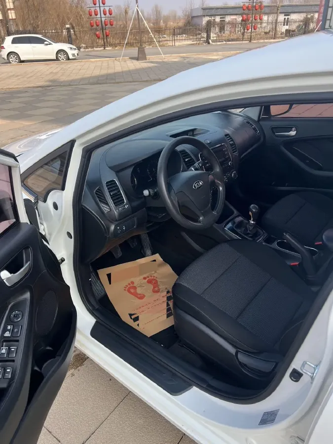 2016 Kia K3 1.6L 128HP L4 6MT,autocango,china used car exporter,china ev exporter,chinese used car exporter,chinese used ev exporter