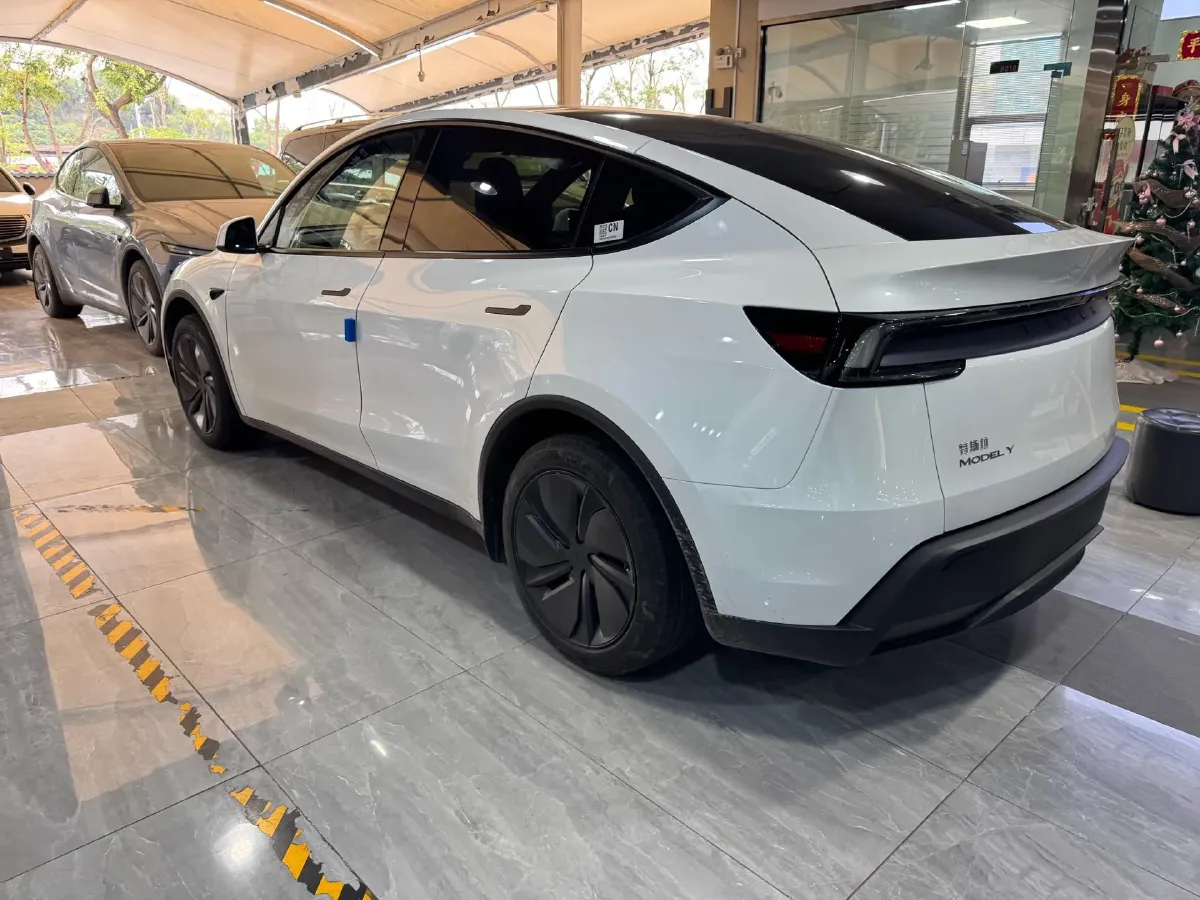 2026 Tesla Model Y BEV,autocango,china used car exporter,china ev exporter,chinese used car exporter,chinese used ev exporter