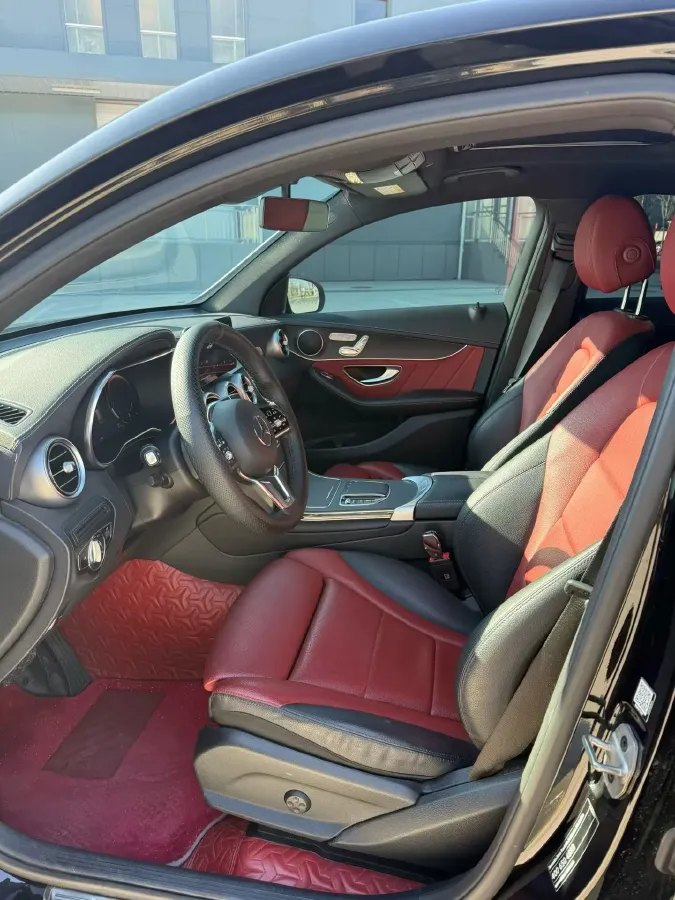 2023 Mercedes-Benz GLC Coupe 2.0T 258HP L4 9AT,autocango,china used car exporter,china ev exporter,chinese used car exporter,chinese used ev exporter