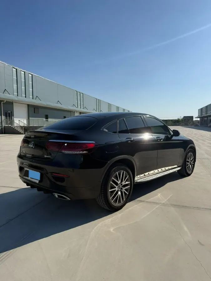 2023 Mercedes-Benz GLC Coupe 2.0T 258HP L4 9AT,autocango,china used car exporter,china ev exporter,chinese used car exporter,chinese used ev exporter