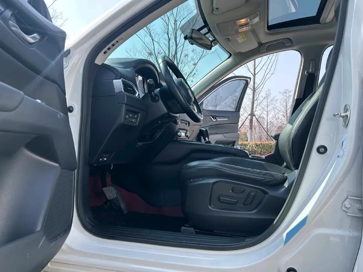 2022 MAXUS XinTu V90 2.0T 150HP L4 6AT,autocango,china used car exporter,china ev exporter,chinese used car exporter,chinese used ev exporter