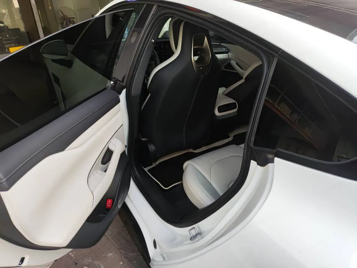 2024 MI SU7 BEV 73.6KWH,autocango,china used car exporter,china ev exporter,chinese used car exporter,chinese used ev exporter