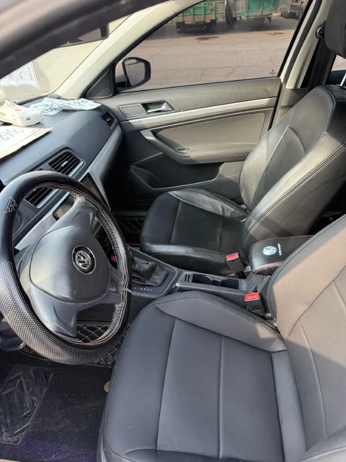 2017 Volkswagen Lavida 1.6L 110HP L4 6AT,autocango,china used car exporter,china ev exporter,chinese used car exporter,chinese used ev exporter