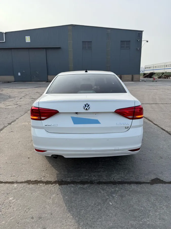 2017 Volkswagen Lavida 1.6L 110HP L4 6AT,autocango,china used car exporter,china ev exporter,chinese used car exporter,chinese used ev exporter