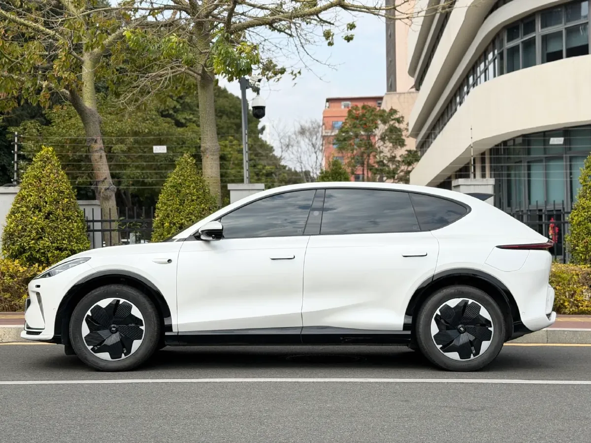 2023 IM LS7 BEV 77KWH,autocango,china used car exporter,china ev exporter,chinese used car exporter,chinese used ev exporter