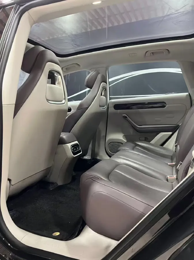 2023 Leapmotor C11 Range Extended 131HP REEV 30.1KWH,autocango,china used car exporter,china ev exporter,chinese used car exporter,chinese used ev exporter