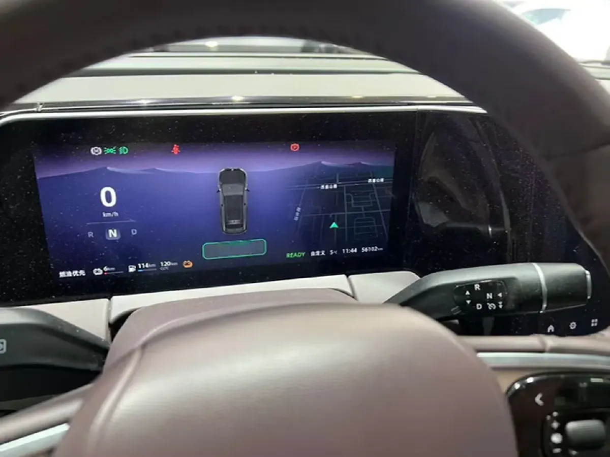 2023 Leapmotor C11 Range Extended 131HP REEV 30.1KWH,autocango,china used car exporter,china ev exporter,chinese used car exporter,chinese used ev exporter