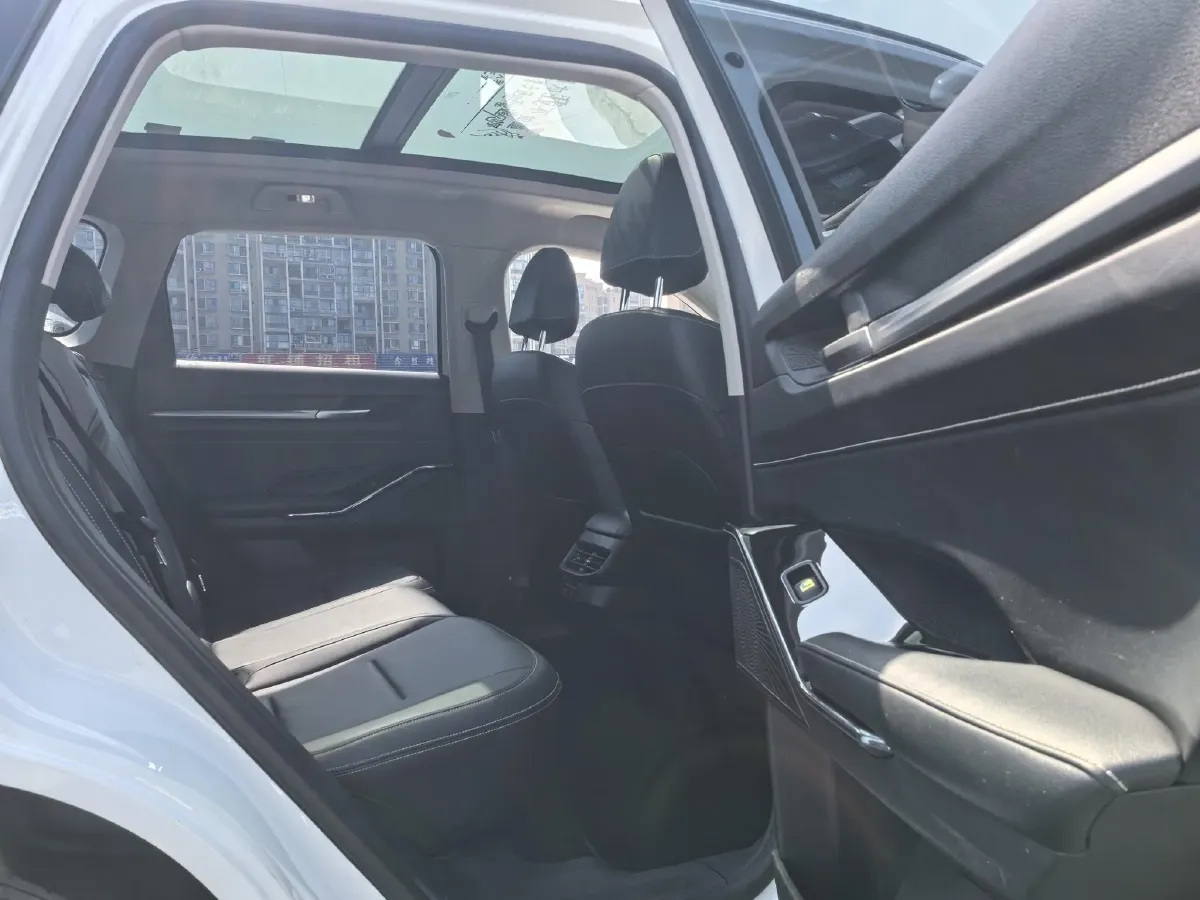 2021 Haval H6 1.5T 169HP L4 7DCT,autocango,china used car exporter,china ev exporter,chinese used car exporter,chinese used ev exporter