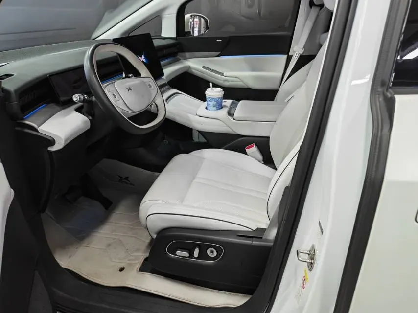 2024 Xpeng X9 BEV 101.5KWH,autocango,china used car exporter,china ev exporter,chinese used car exporter,chinese used ev exporter