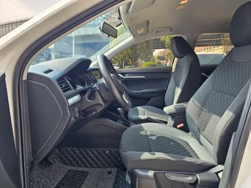 2021 Skoda Kamiq 1.5L 112HP L4 6AT,autocango,china used car exporter,china ev exporter,chinese used car exporter,chinese used ev exporter