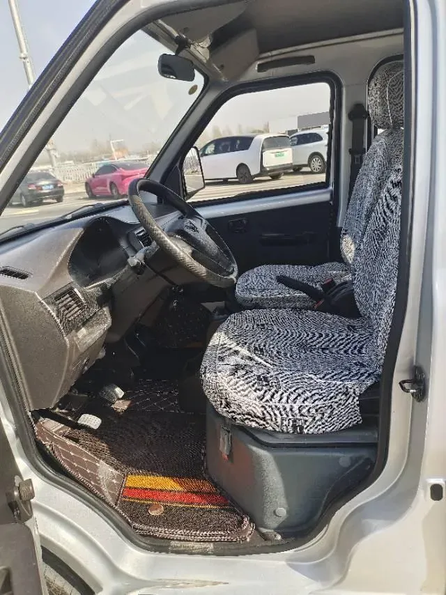 2023 WuLing RongGuang Mini Truck 1.5L 102HP L4 5MT,autocango,china used car exporter,china ev exporter,chinese used car exporter,chinese used ev exporter