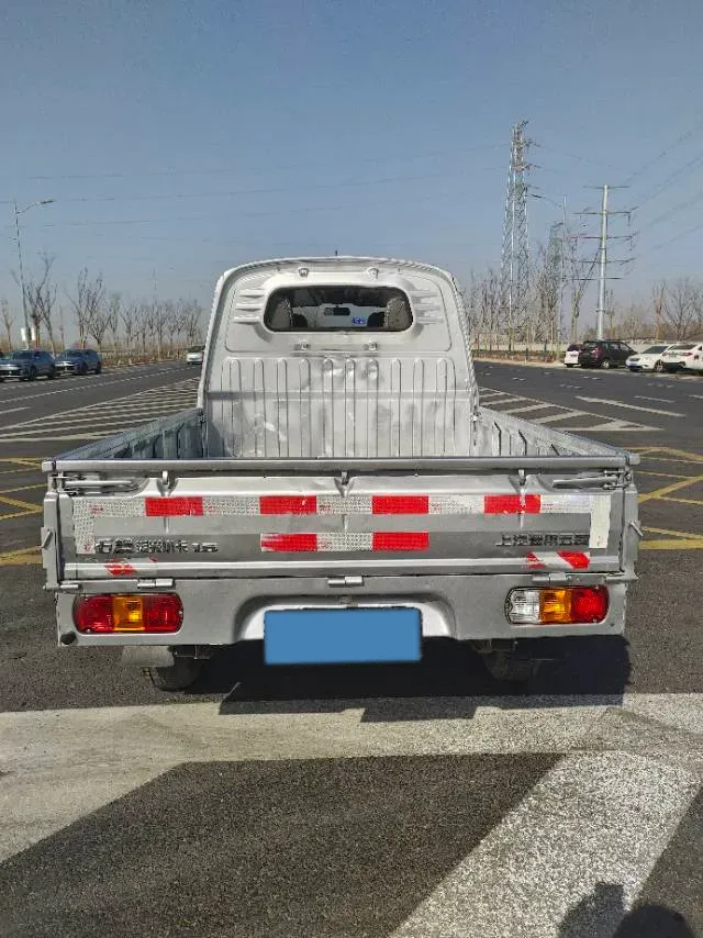 2023 WuLing RongGuang Mini Truck 1.5L 102HP L4 5MT,autocango,china used car exporter,china ev exporter,chinese used car exporter,chinese used ev exporter