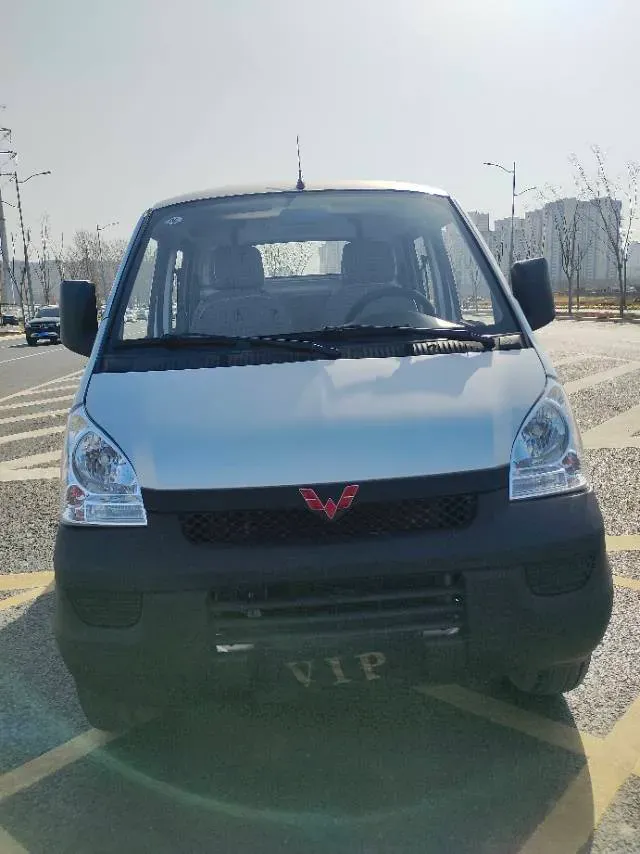 2023 WuLing RongGuang Mini Truck 1.5L 102HP L4 5MT,autocango,china used car exporter,china ev exporter,chinese used car exporter,chinese used ev exporter