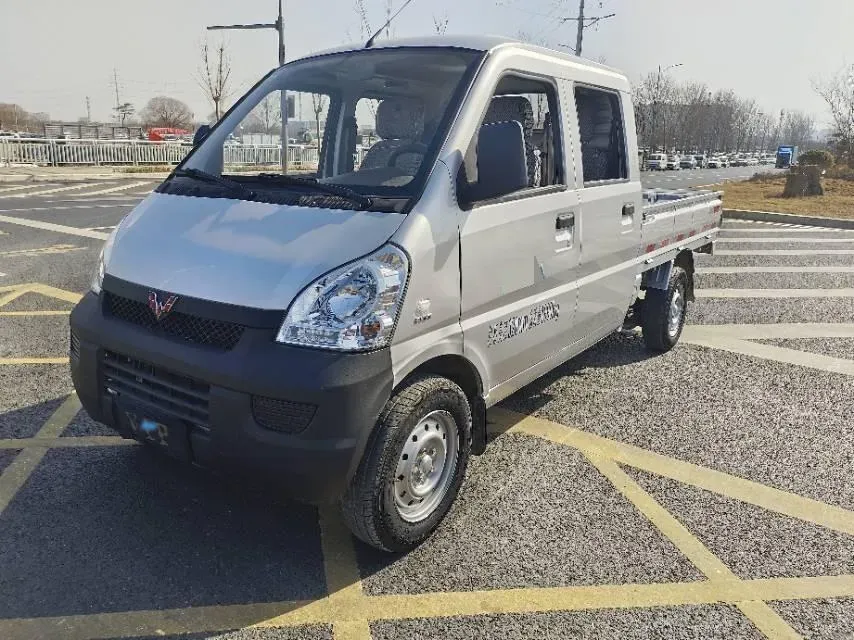 2023 WuLing RongGuang Mini Truck 1.5L 102HP L4 5MT,autocango,china used car exporter,china ev exporter,chinese used car exporter,chinese used ev exporter