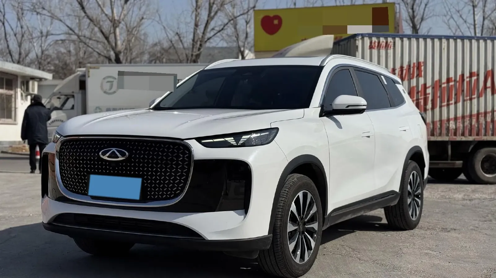 2025 Chery Tiggo 8 Plus 1.6T 197HP L4 7DCT,autocango,china used car exporter,china ev exporter,chinese used car exporter,chinese used ev exporter