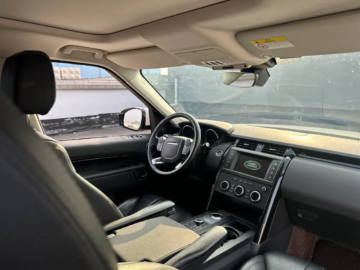 2017 Land Rover Discovery 3.0T 340HP V6 8AT,autocango,china used car exporter,china ev exporter,chinese used car exporter,chinese used ev exporter