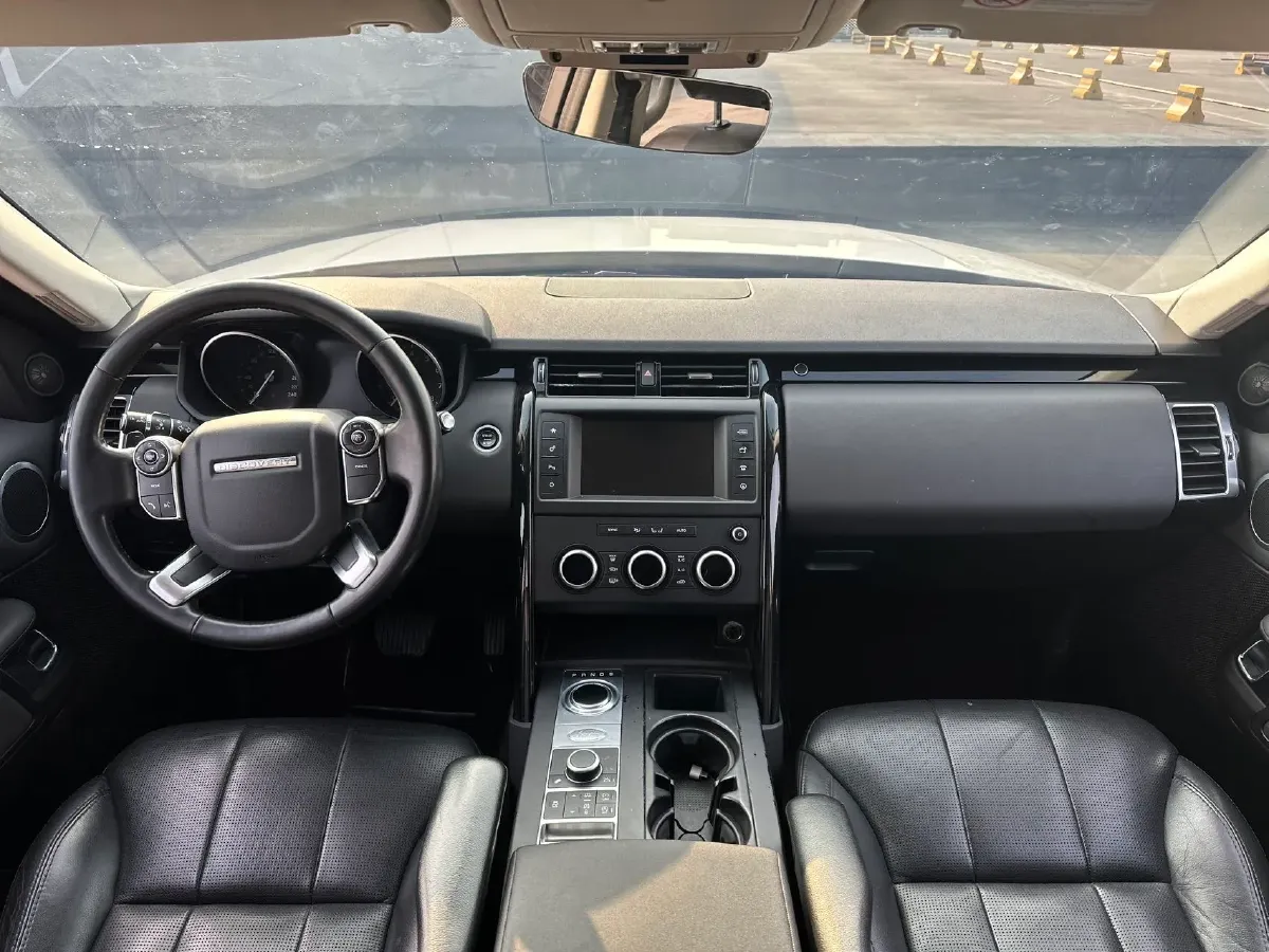 2017 Land Rover Discovery 3.0T 340HP V6 8AT,autocango,china used car exporter,china ev exporter,chinese used car exporter,chinese used ev exporter