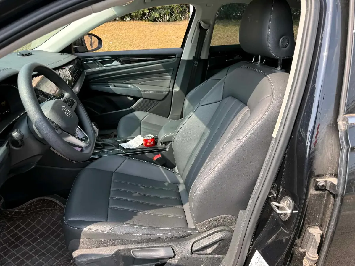 2024 Volkswagen Passat 1.4T 150HP L4 7DCT,autocango,china used car exporter,china ev exporter,chinese used car exporter,chinese used ev exporter