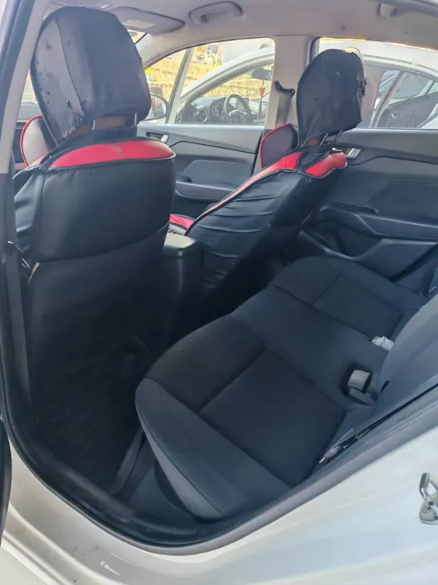 2020 Hyundai Verna 1.4L 100HP L4 6MT,autocango,china used car exporter,china ev exporter,chinese used car exporter,chinese used ev exporter