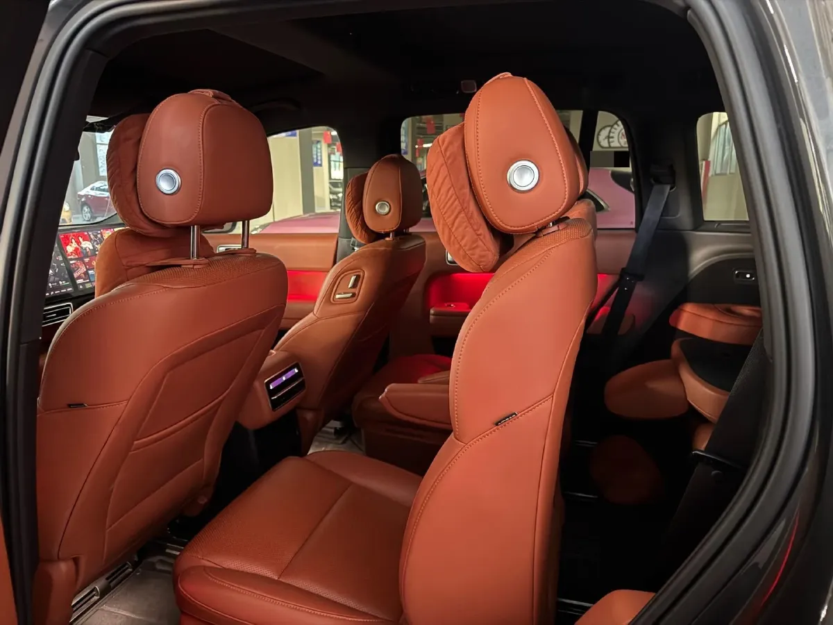 2023 Li L8 Range Extended 154HP REEV 40.9KWH,autocango,china used car exporter,china ev exporter,chinese used car exporter,chinese used ev exporter