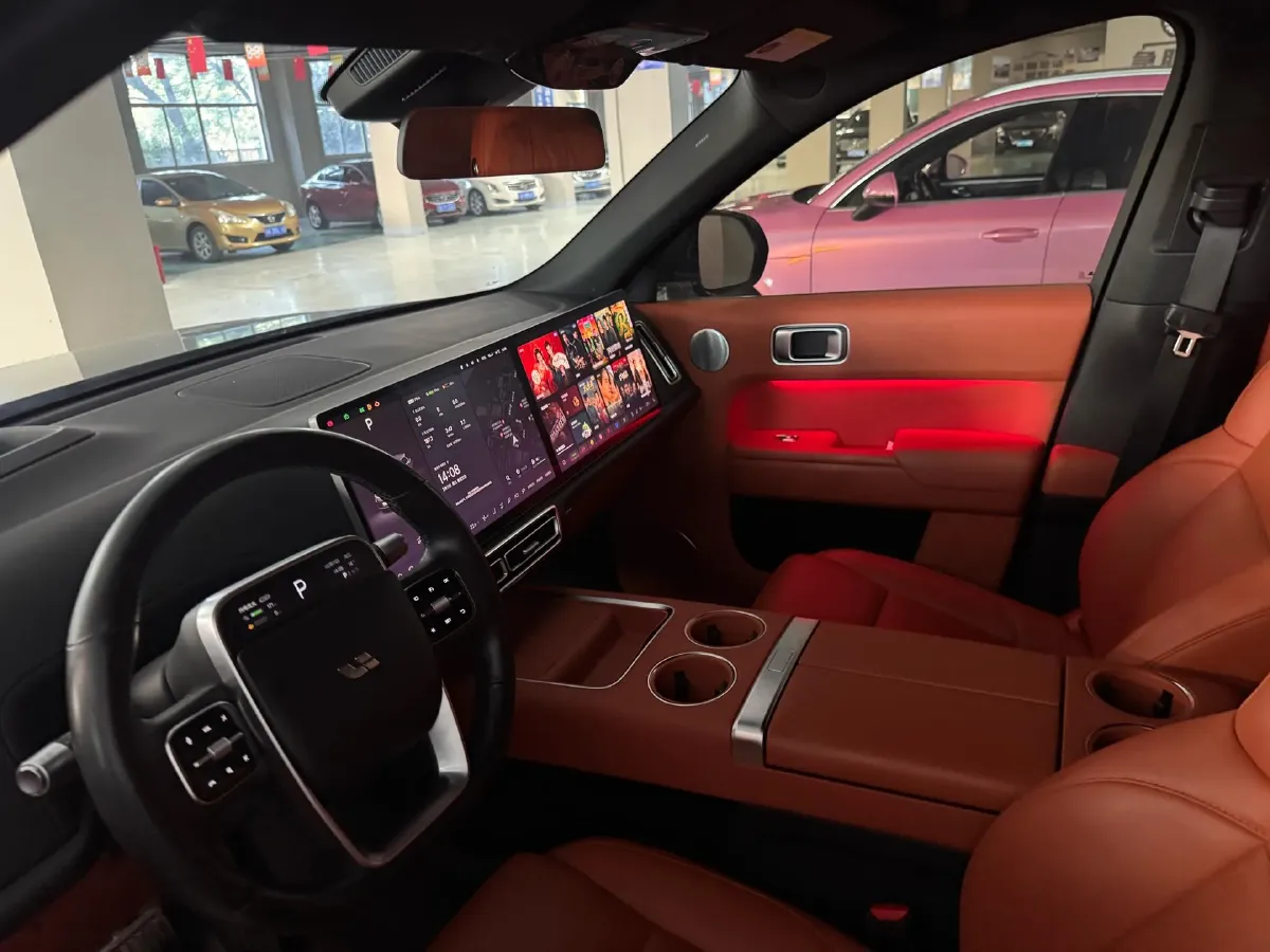 2023 Li L8 Range Extended 154HP REEV 40.9KWH,autocango,china used car exporter,china ev exporter,chinese used car exporter,chinese used ev exporter