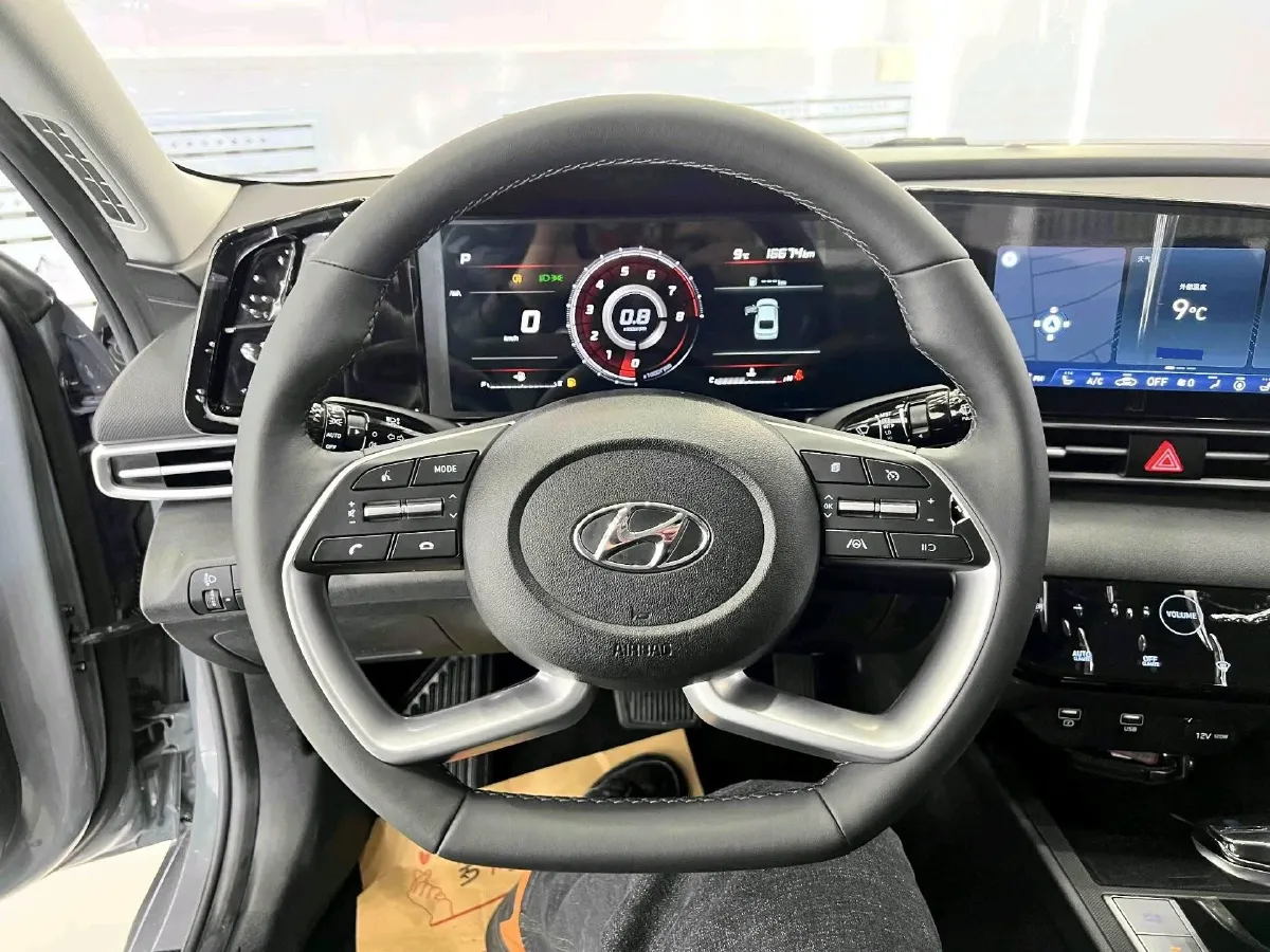 2022 Hyundai Elantra 1.5L 115HP L4 CVT,autocango,china used car exporter,china ev exporter,chinese used car exporter,chinese used ev exporter