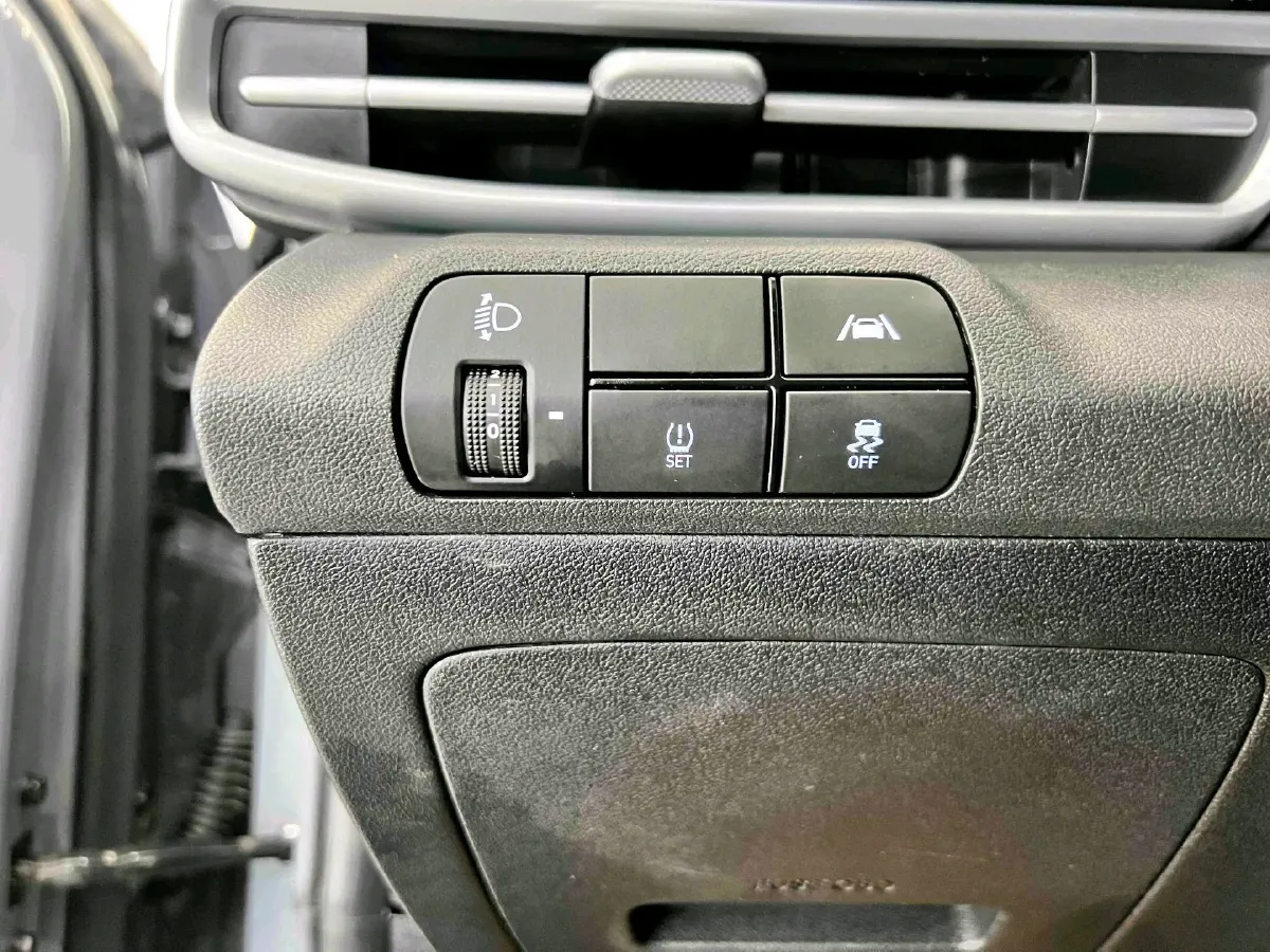 2022 Hyundai Elantra 1.5L 115HP L4 CVT,autocango,china used car exporter,china ev exporter,chinese used car exporter,chinese used ev exporter