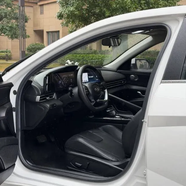 2021 Hyundai Elantra 1.5L 115HP L4 CVT,autocango,china used car exporter,china ev exporter,chinese used car exporter,chinese used ev exporter