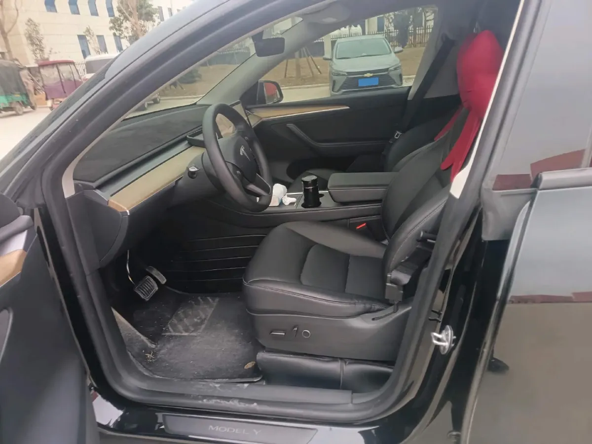 2022 Tesla Model Y BEV 60KWH,autocango,china used car exporter,china ev exporter,chinese used car exporter,chinese used ev exporter