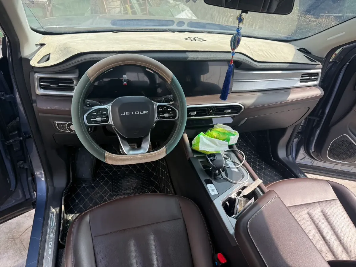 2023 Jetour X90 Plus 1.6T 197HP L4 7DCT,autocango,china used car exporter,china ev exporter,chinese used car exporter,chinese used ev exporter