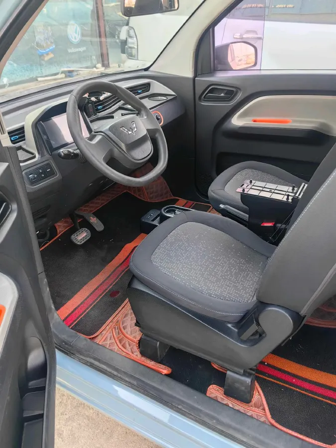 2020 WuLing HongGuang MINI EV BEV 9KWH,autocango,china used car exporter,china ev exporter,chinese used car exporter,chinese used ev exporter