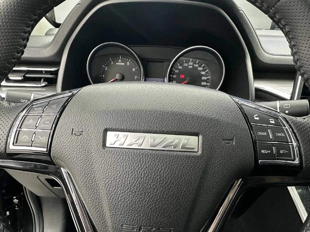 2021 Haval M6 1.5T 150HP L4 7DCT,autocango,china used car exporter,china ev exporter,chinese used car exporter,chinese used ev exporter