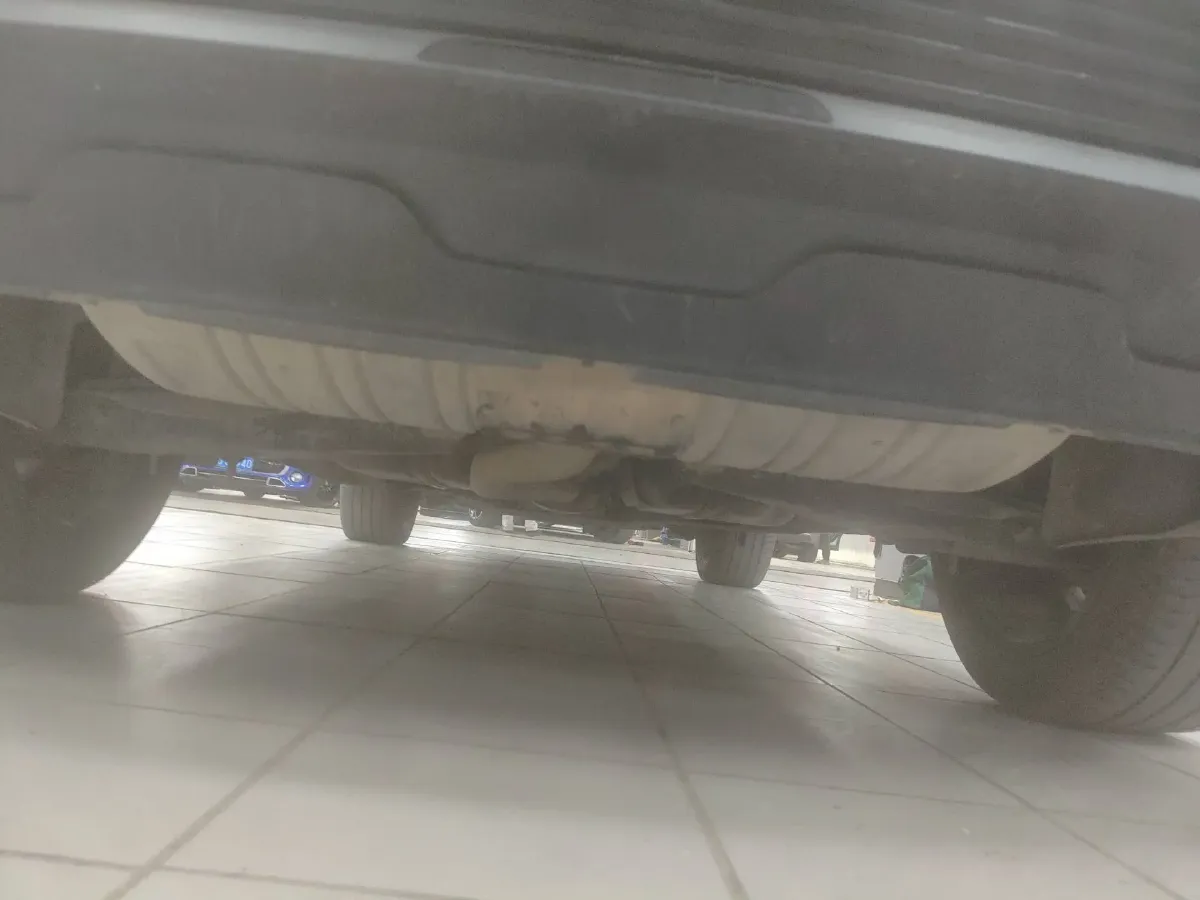 2022 HongQi HS5 2.0T 224HP L4 6AT,autocango,china used car exporter,china ev exporter,chinese used car exporter,chinese used ev exporter