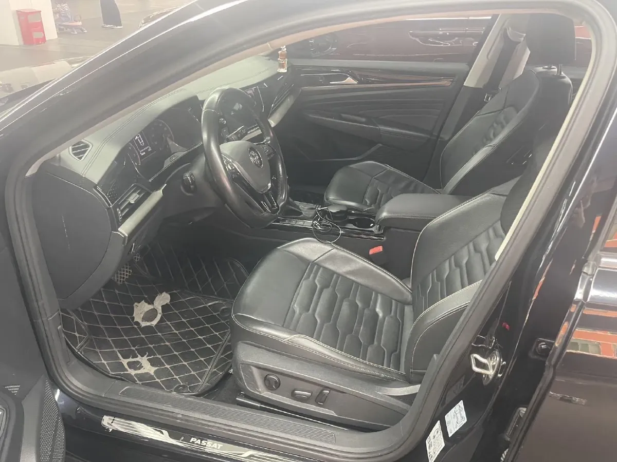 2019 Skoda Kodiak 2.0T 186HP L4 7DCT,autocango,china used car exporter,china ev exporter,chinese used car exporter,chinese used ev exporter