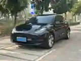 2021 Tesla Model Y BEV 60KWH