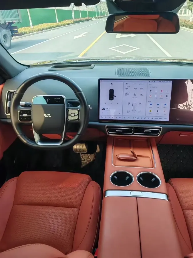 2024 Li L6 Range Extended 154HP L4 REEV 36.8KWH,autocango,china used car exporter,china ev exporter,chinese used car exporter,chinese used ev exporter