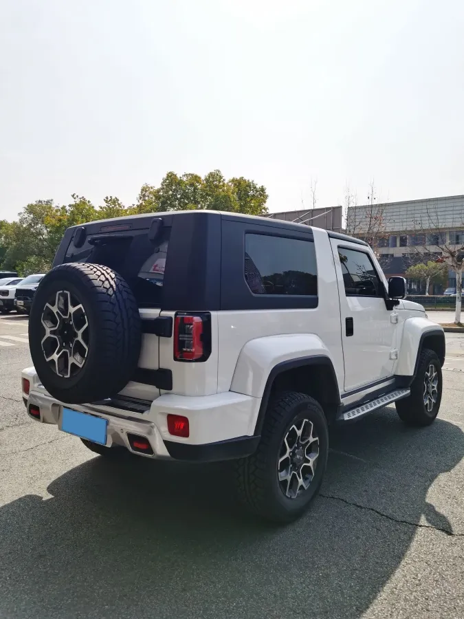 2024 Beijing BJ40 2.0T 224HP L4 8AT,autocango,china used car exporter,china ev exporter,chinese used car exporter,chinese used ev exporter
