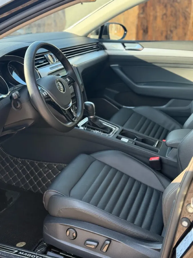 2019 Chevrolet Malibu XL 2.0T 241HP L4 9AT,autocango,china used car exporter,china ev exporter,chinese used car exporter,chinese used ev exporter