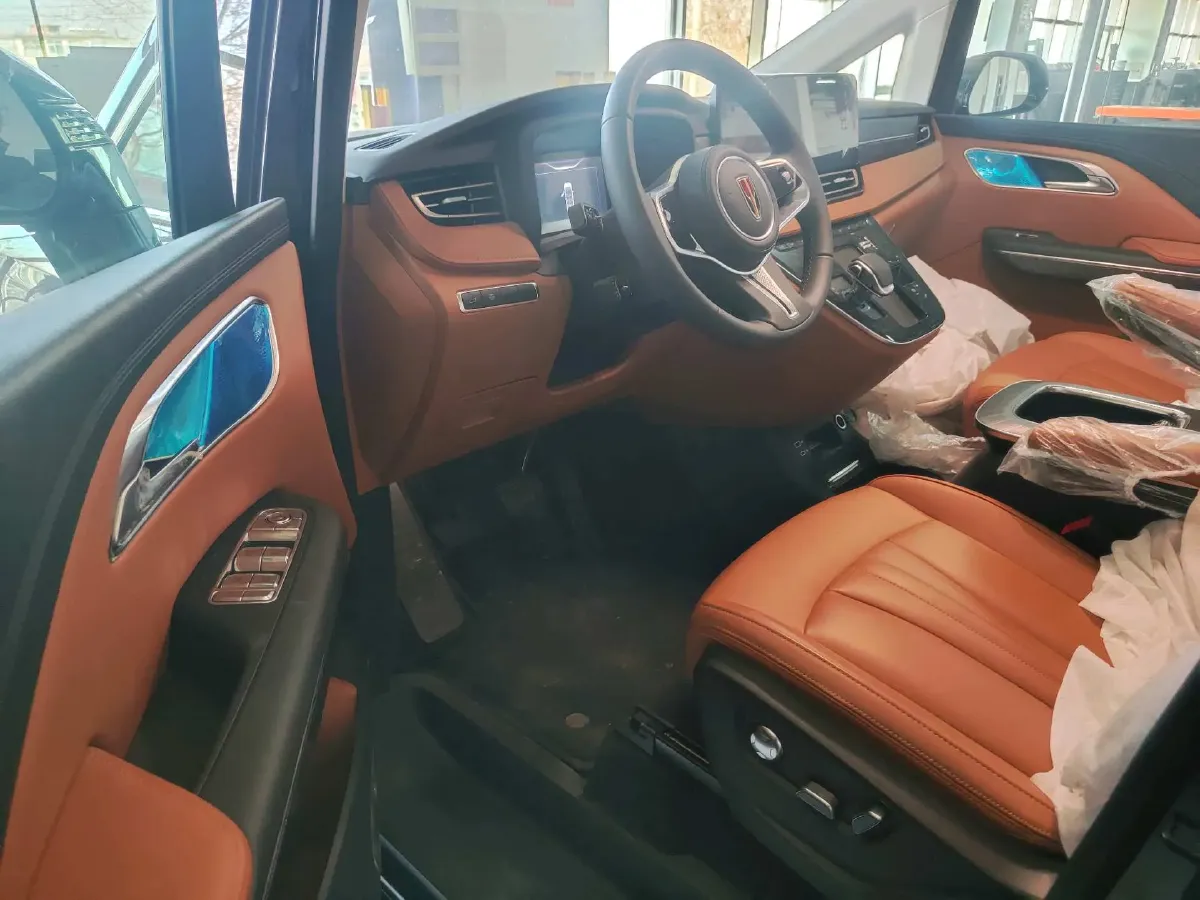 2023 HongQi HQ9 2.0T 252HP L4 8AT,autocango,china used car exporter,china ev exporter,chinese used car exporter,chinese used ev exporter