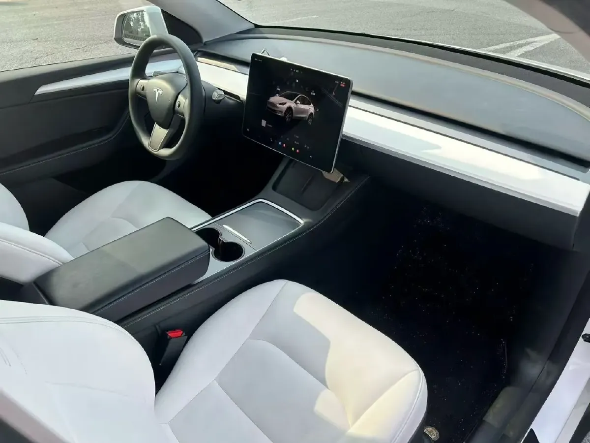 2022 Tesla Model Y BEV 60KWH,autocango,china used car exporter,china ev exporter,chinese used car exporter,chinese used ev exporter